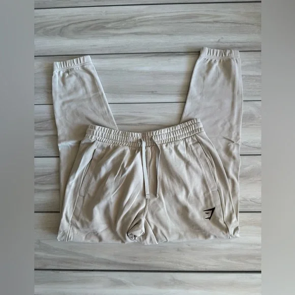 Gymshark Essential Oversized Joggers Grey Medium NWT IN PACKAGE - Picture 8 of 13